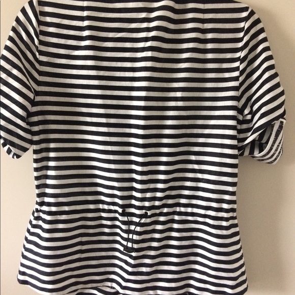 Sold..Akris Punto Black White Striped Shirt Size 8 - Picture 5 of 8